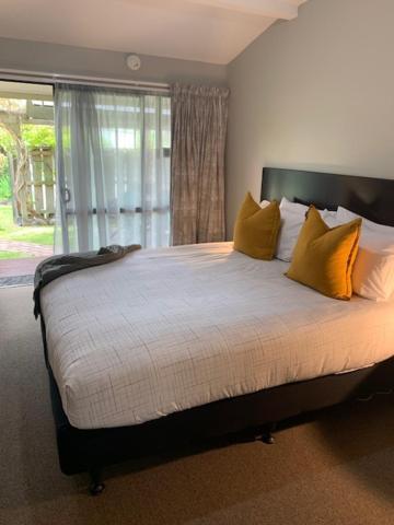 Twizel Central Studio Accommodation Bagian luar foto